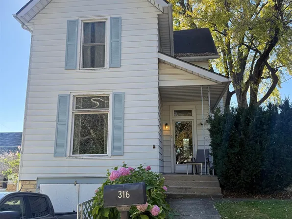 316 Oak St, Huntington, IN 46750