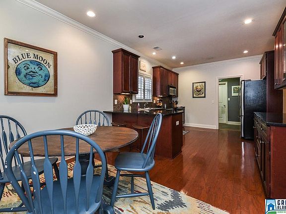2nd image of 5921 Stonegate Ln