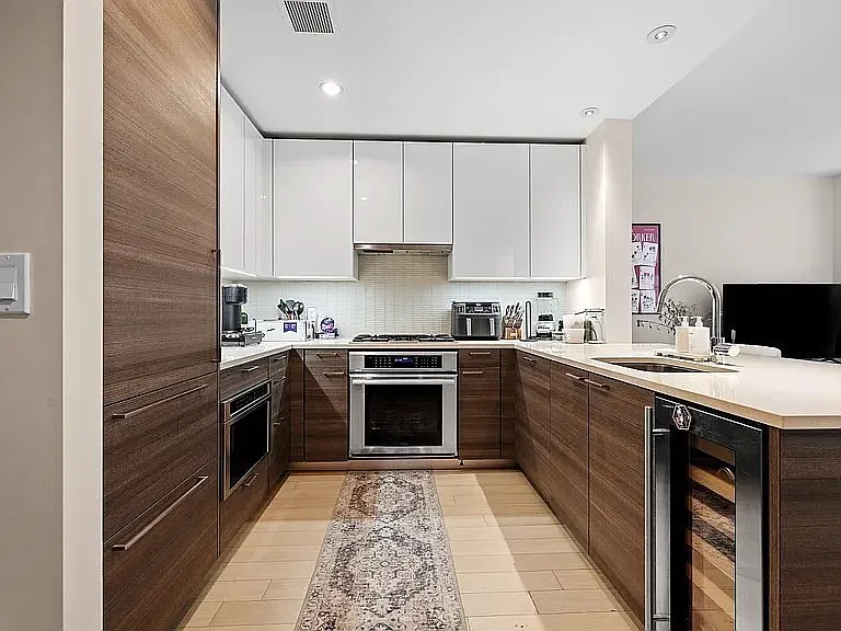 1 Franklin St #1109 — Photo 5