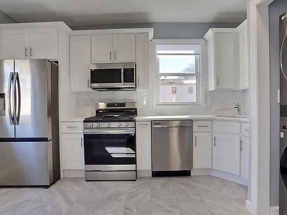 2nd image of 146 Clarke Ave #2