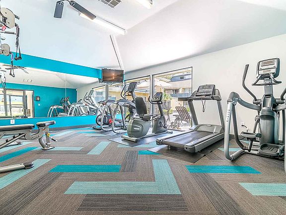 3rd image of 1021 Scandia Ave #1073