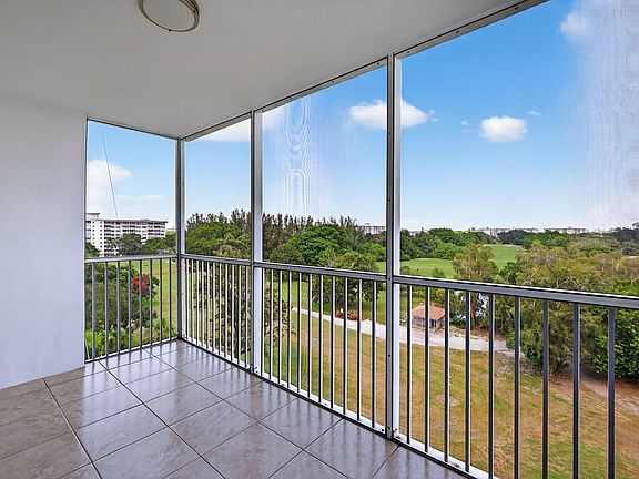5th image of 3300 N Palm Aire Drive #706