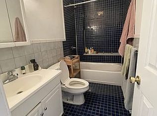 215 Carlton Ave APT 3, Brooklyn, NY 11205