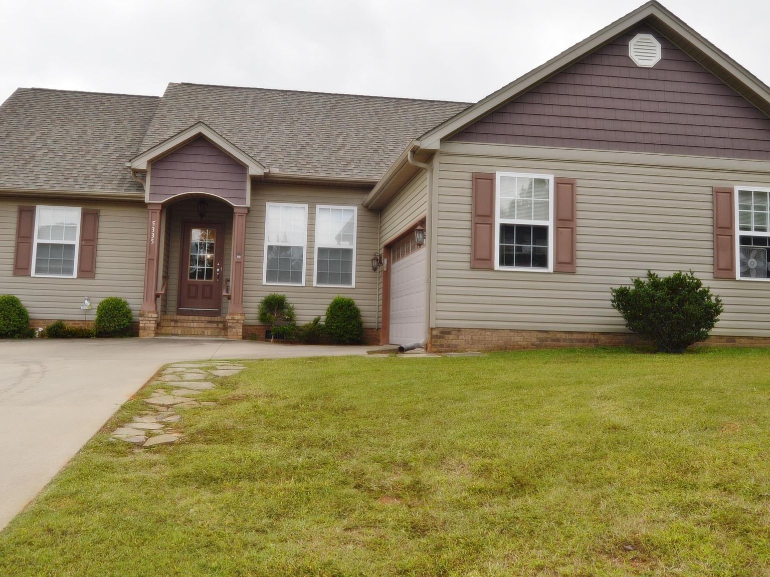 5335 Locust Hill Rd, Travelers Rest, SC 29690 Zillow