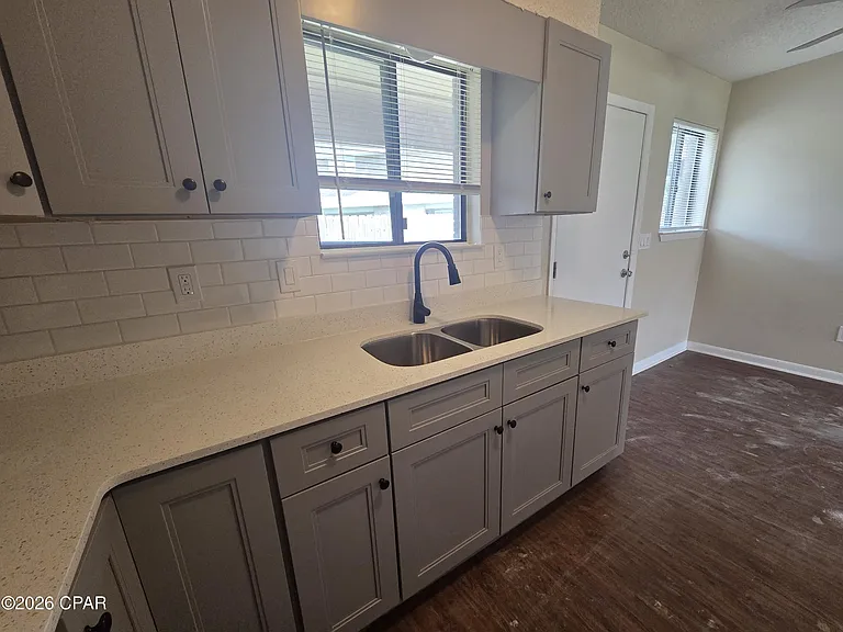 179 Reagan Rd #B3 — Photo 4
