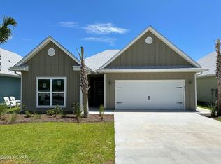 894 Backwater Rd, Port Saint Joe, FL 32456