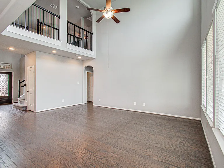 24331 Kee Cresta Ct — Photo 14