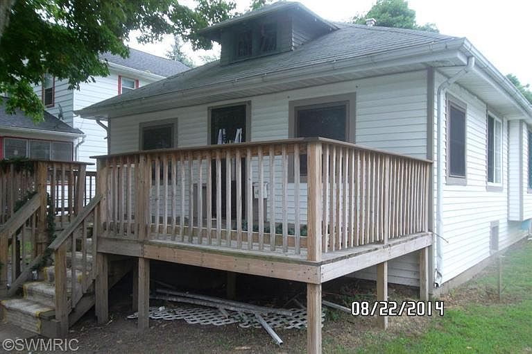 1st image of 1616 Lay Blvd