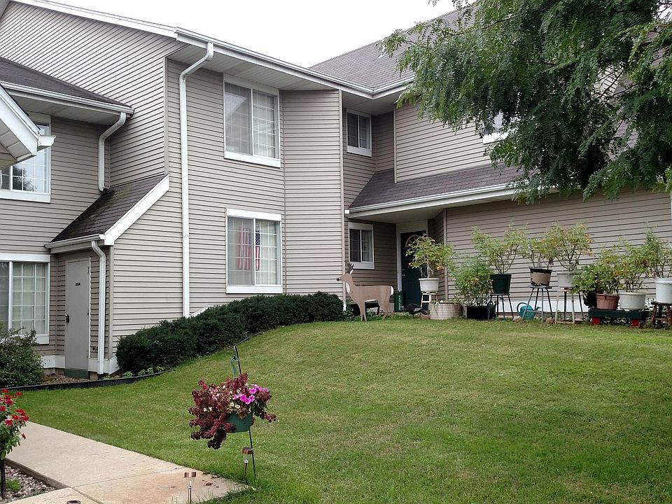 Condo Style - Private Entry