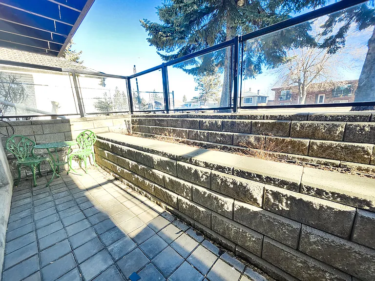 3409 Centre St N — Photo 12