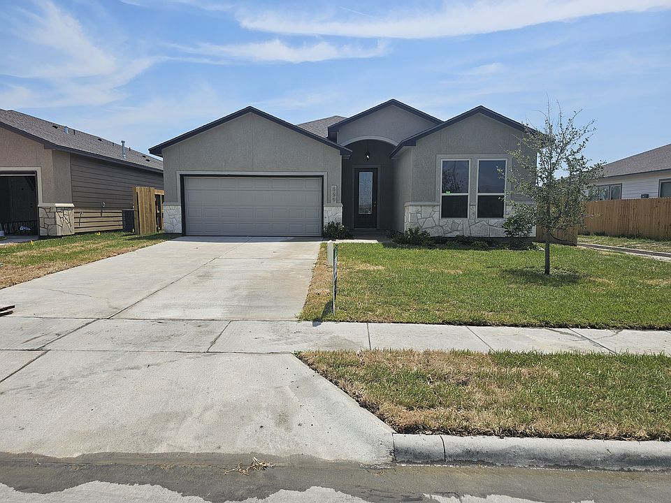 1st image of 129 Bismarck Palm Dr