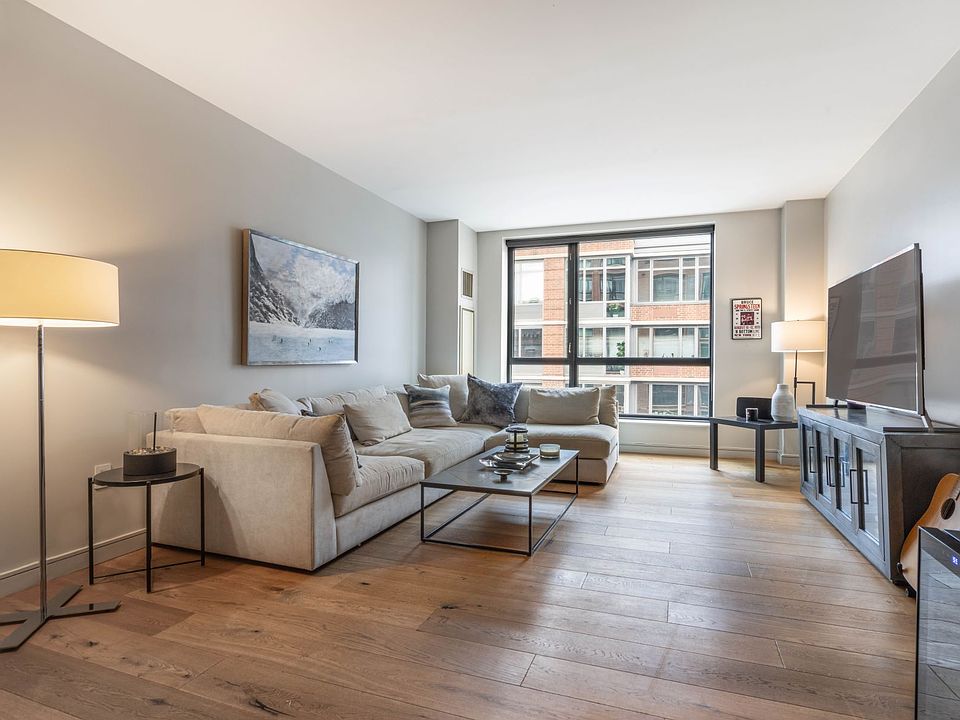 1st image of 540 W 28th St APT 7B