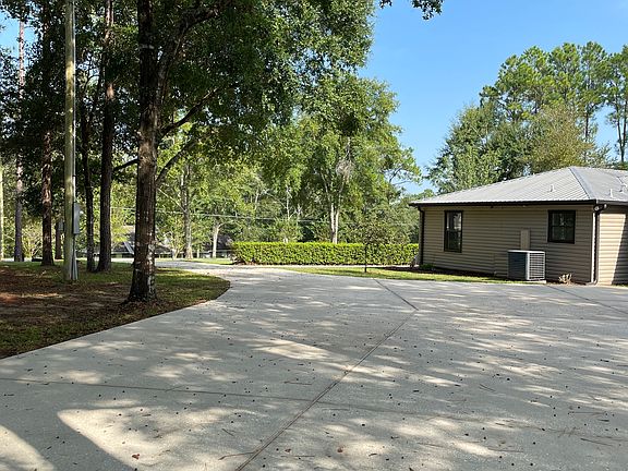 4th image of 32998 Juniper Rd
