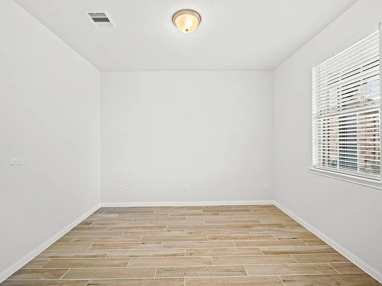 19806 Lone Paddock Cir — Photo 5