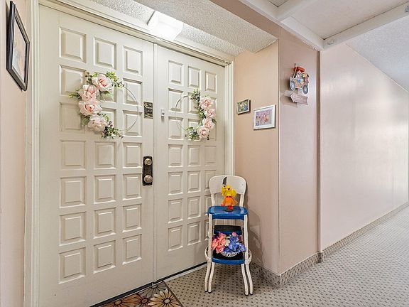 3rd image of 1800 SE Saint Lucie Boulevard #6-203