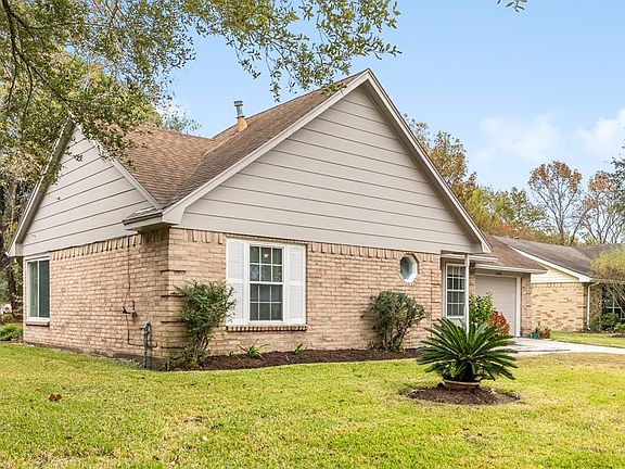 3rd image of 3315 S Primrose Meadows Cir
