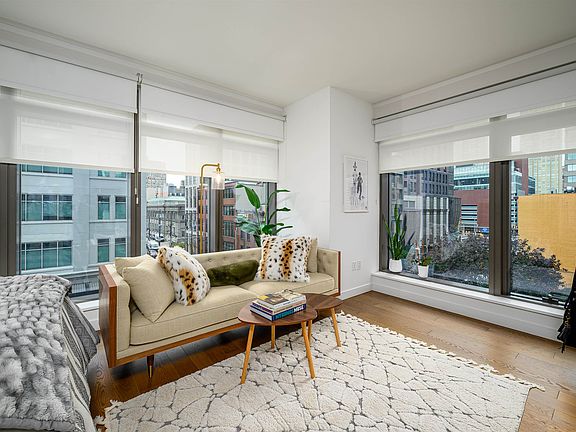 2nd image of 99 Hudson St #400