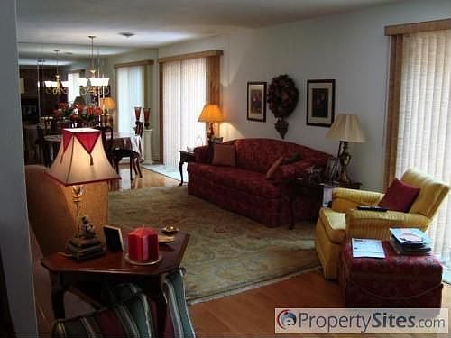 2nd image of 3394 Kelly Ln