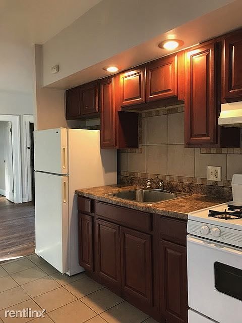 1st image of 166 Carlisle St Fl 1
