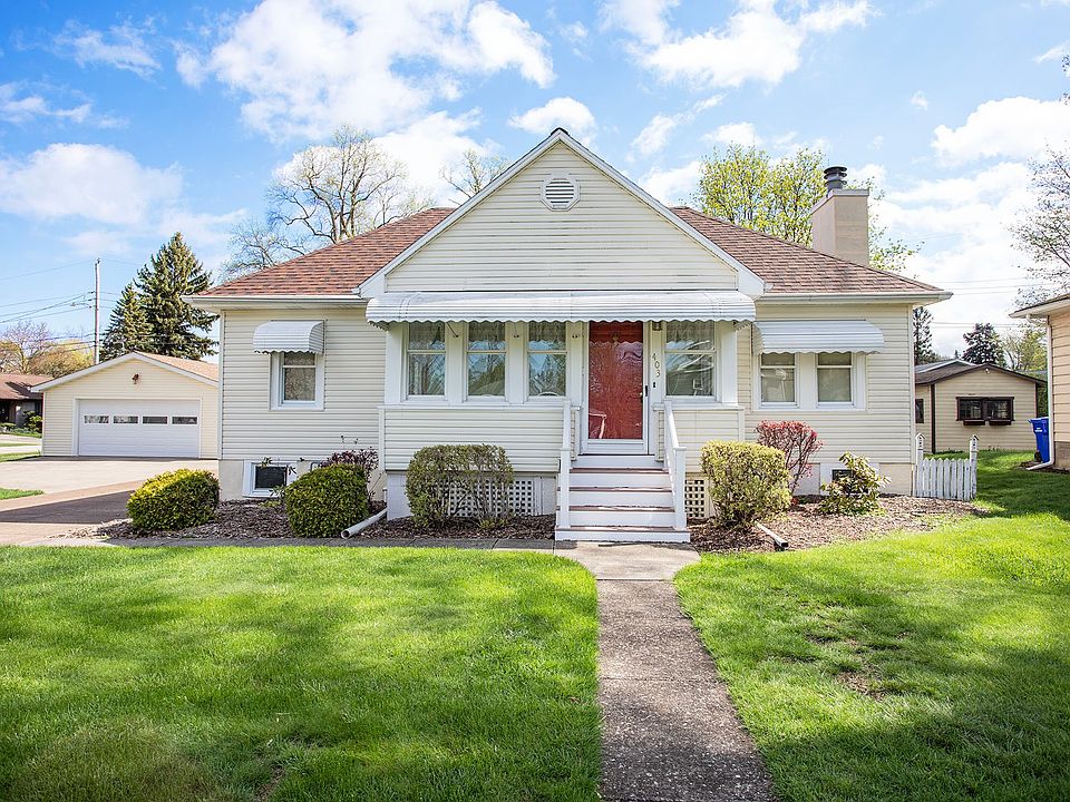 1st image of 403 Blackstone Dr