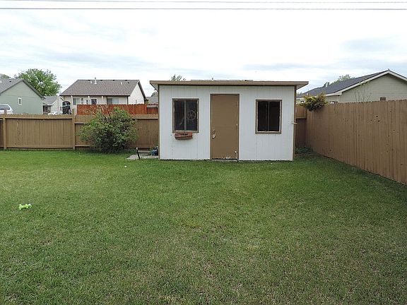 2nd image of 4438 Vaughn Ln