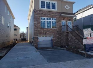 446 Eltingville Blvd, Staten Island, NY 10312