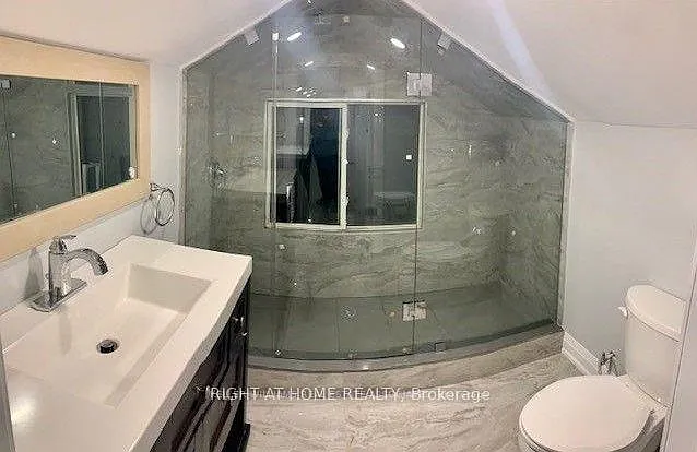 442 Broadway Ave #UPPER — Photo 13