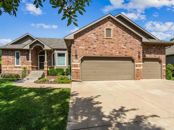 246 S Maple Dunes Ct, Wichita, KS 67235