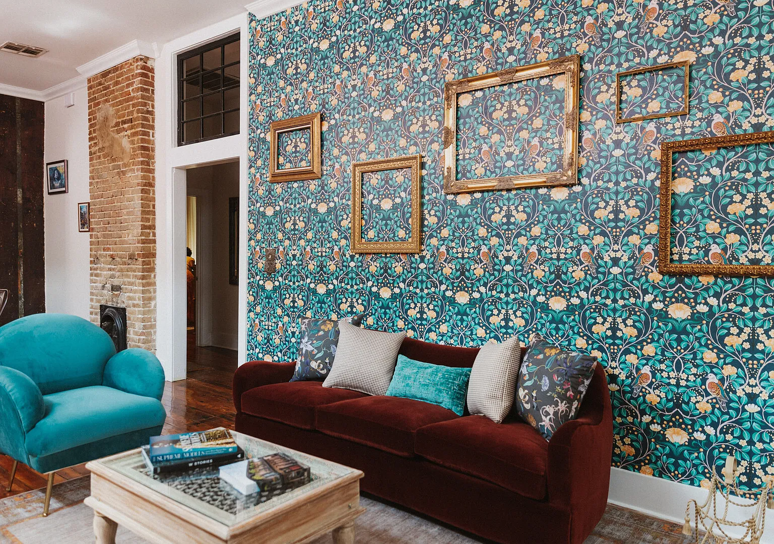 Gorgeous fully furnished 2BR historic home — Photo 1