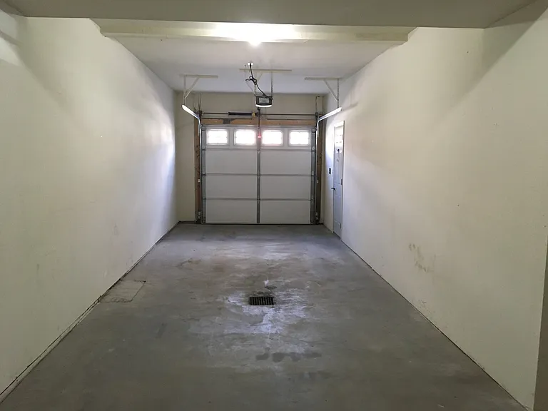 Garage (2)_03292021