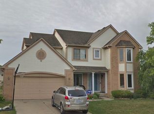 6592 Fox Hills Rd, Canton, MI 48187