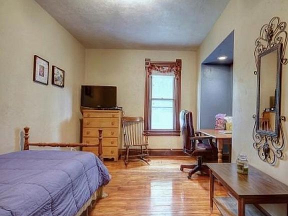 Downstairs Bedroom #1