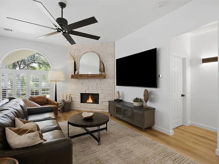 1833 Paradise Ridge Dr — Photo 11