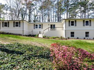 210 E Valley Dr, Marietta, GA 30068