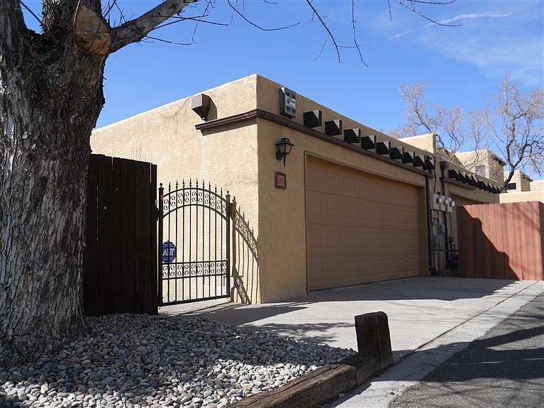 1st image of 98 Calle Playa Del Sol NE