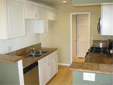 4th image of 21529 Saticoy St APT 118