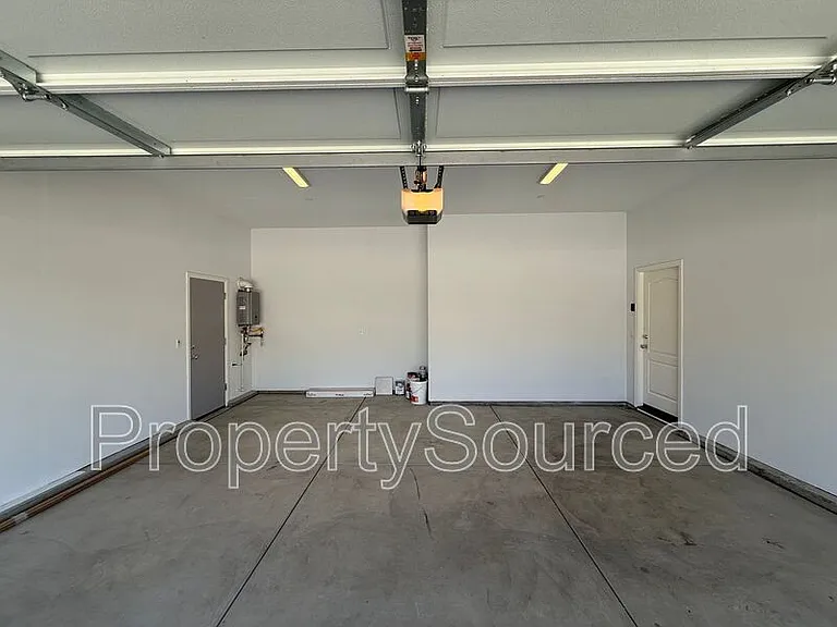 1428 Nascimento St — Photo 38