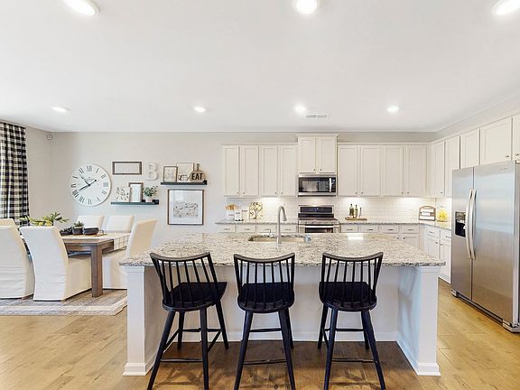 5th image of 5014 Kinsbridge Dr