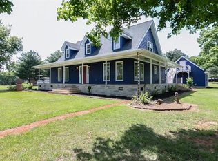 50 Swann Ln, Decherd, TN 37324