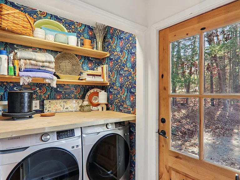 14 Lamplighter Ln — Photo 8