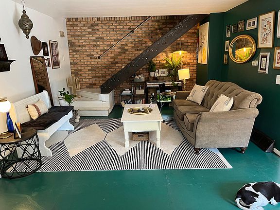 5th image of 1148 Blair Ln APT 3