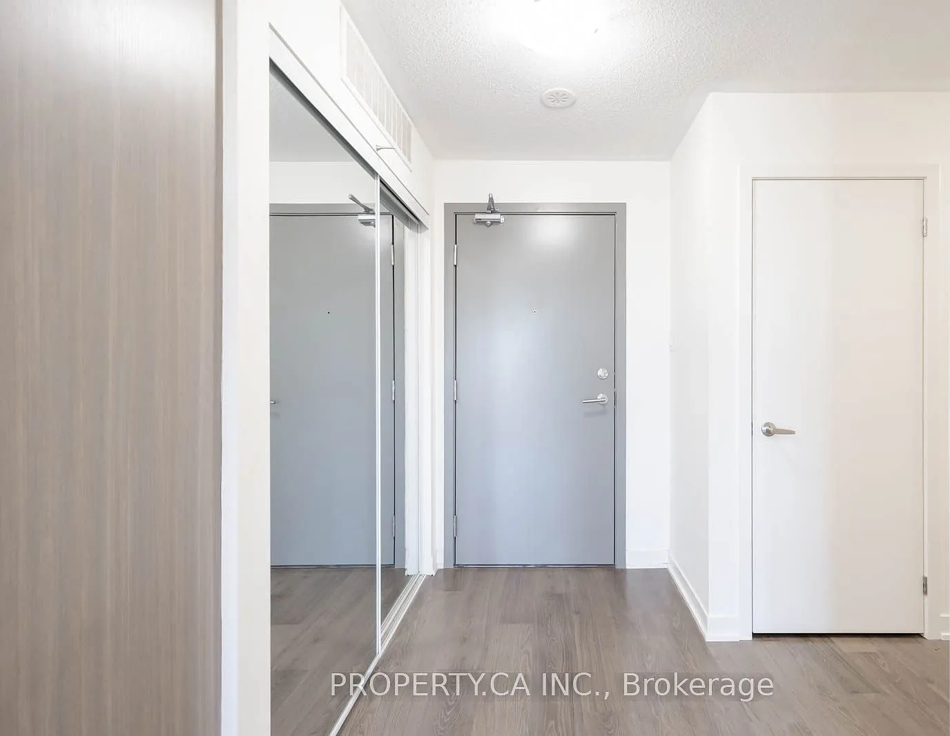 2 bed, $2,300 — Photo 1