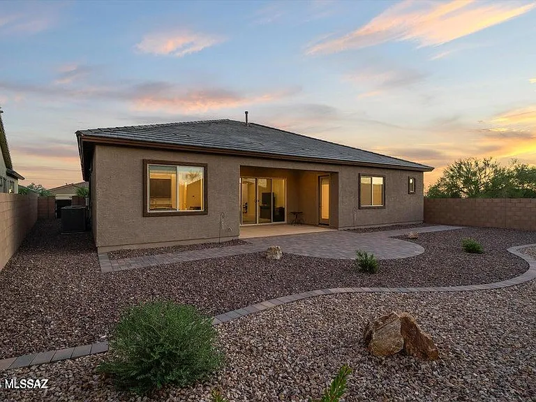 10623 N Iron Peak Dr — Photo 38