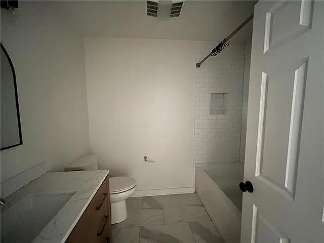 729 Elmira Ave — Photo 12