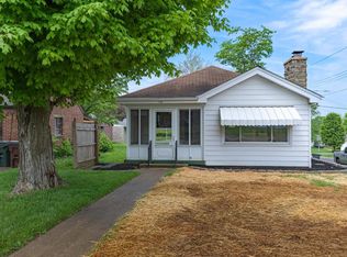 28 Red Bud Dr, Middletown, OH 45042