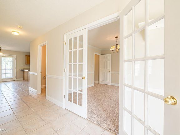 2nd image of 327 Star Hill Dr