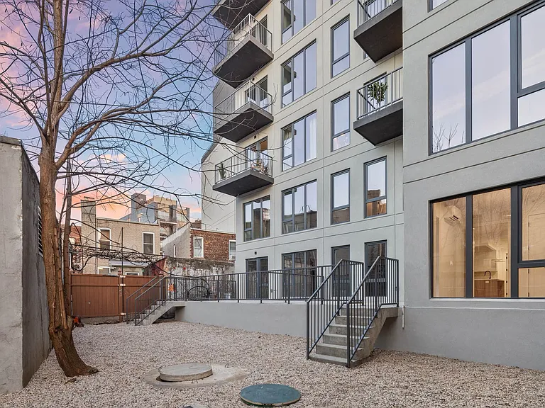1615 Cedar St #1A — Photo 8