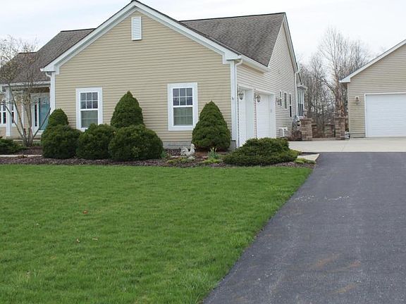 3rd image of 4673 Highlands Dr