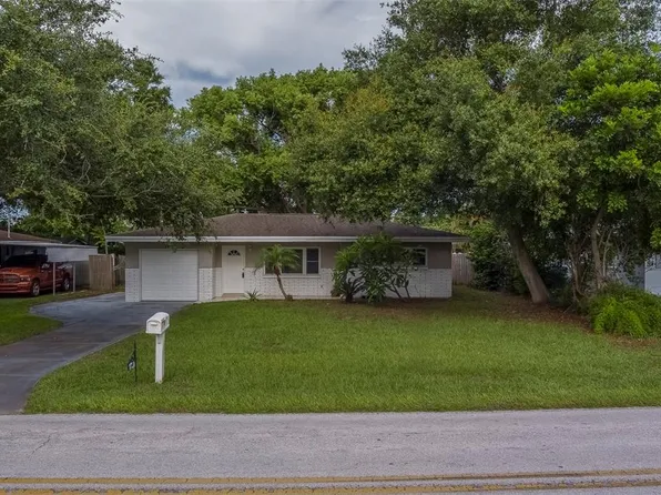 1710 S Lake Ave, Clearwater, FL 33756