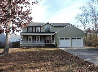 95 Flipper Ave, Manahawkin, NJ 08050